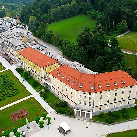 Hotel Grand Rogaska 4*